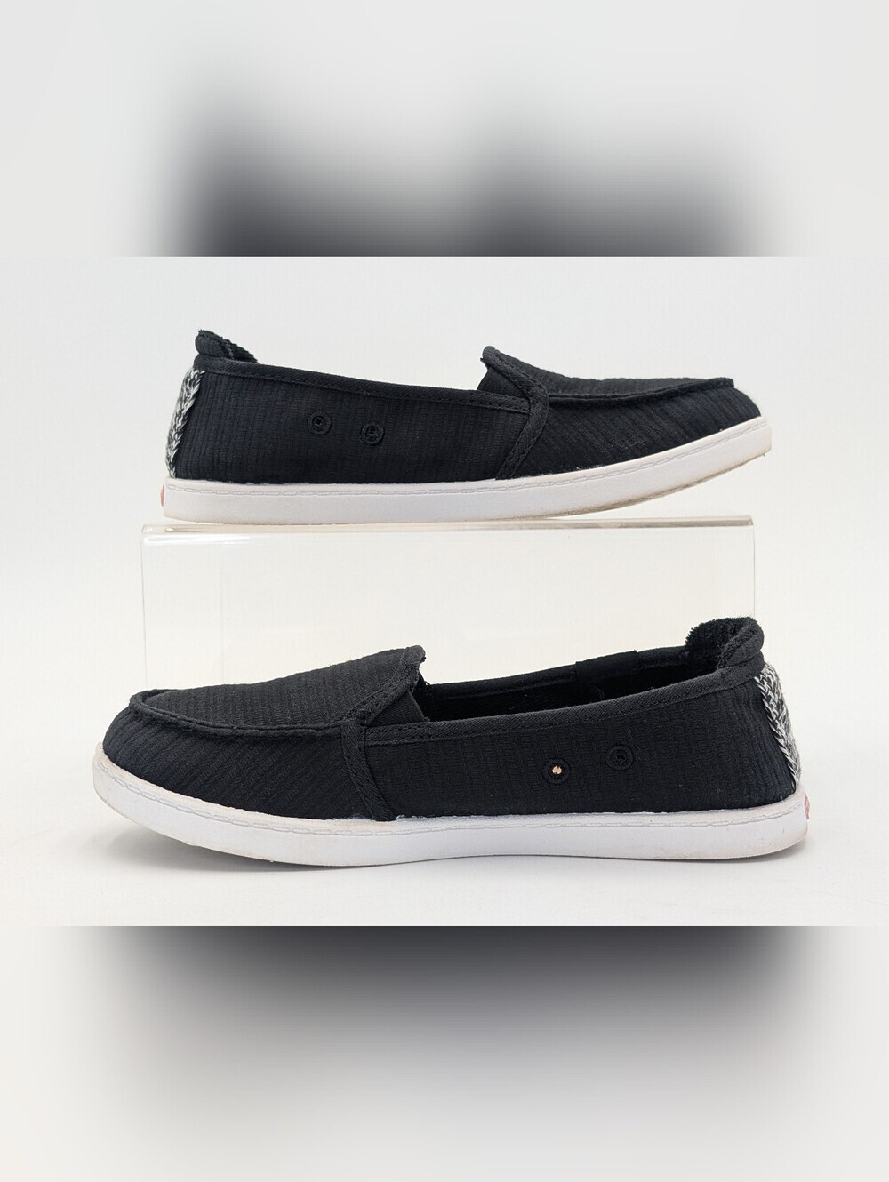 Roxy Minnow Sz 5 Women's Black/White Canvas & Herringbone Knit Slip-On Loafers - Picture 10 of 17